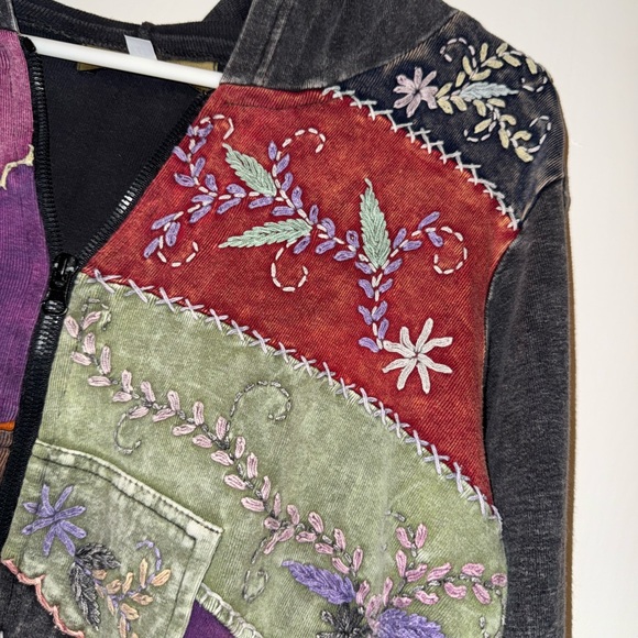 Studio Embroidered Patchwork Jacket - Picture 2 of 9